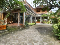 PUTRI AYU COTTAGE 3*