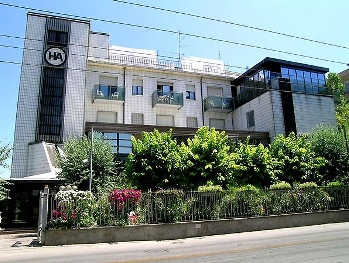 Albion Hotel 3*