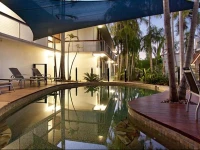 Casa on Gregory 4*
