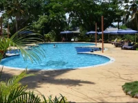 First Landing Beach Resort & Villas 3*