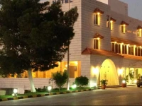Al Anbat Hotel & Restaurant 2*