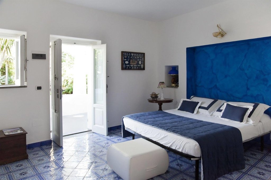 Hotel Oasi 3*