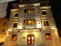 Atropat Hotel