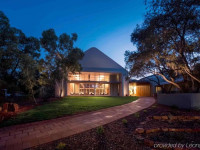 Emu Walk Apartments