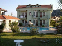 Jade Hotel