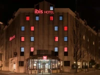 Ibis Angers Centre Chateau 2*