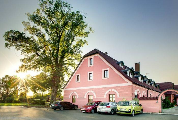 Frankuv Dvur 4*
