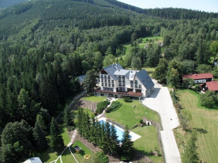 Beltine Forest 4*