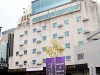 Hiddink Continental Tourist Hotel