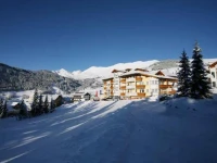 Castel 4*