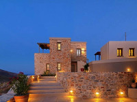 Themonies Luxury Suites