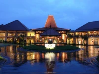 Laras Asri Resort & Spa 4*