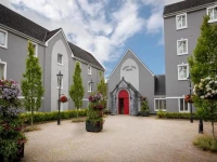 Temple Gate Hotel 