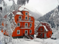 Kapriz hotel Dombai