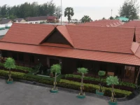 Metro Sand & Sea Resort 2*