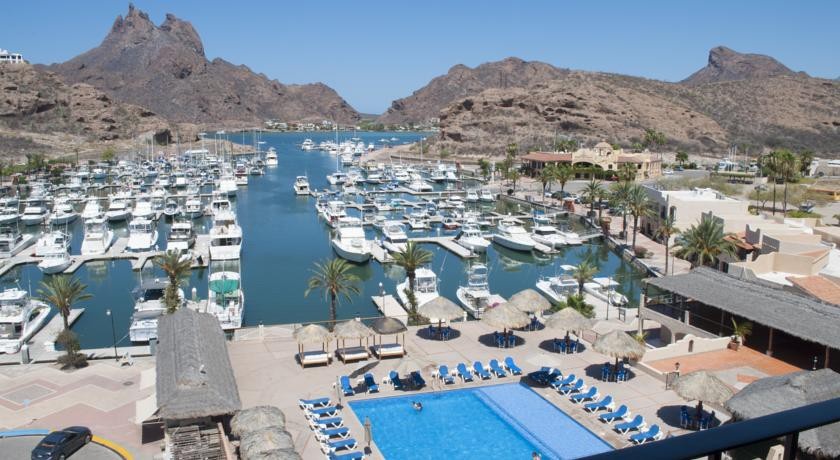 Marinaterra Hotel & Spa 