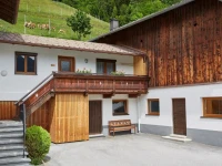 Apartments Kirchebnerhof 2*