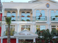 Ani Hotel