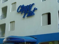 Clipper Flats 3*