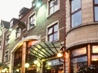 Madisons Hotel
