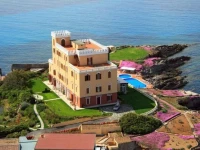 Villa Las Tronas 5*