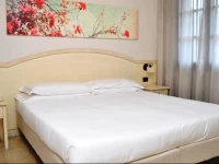 Hotel Sextum 3*