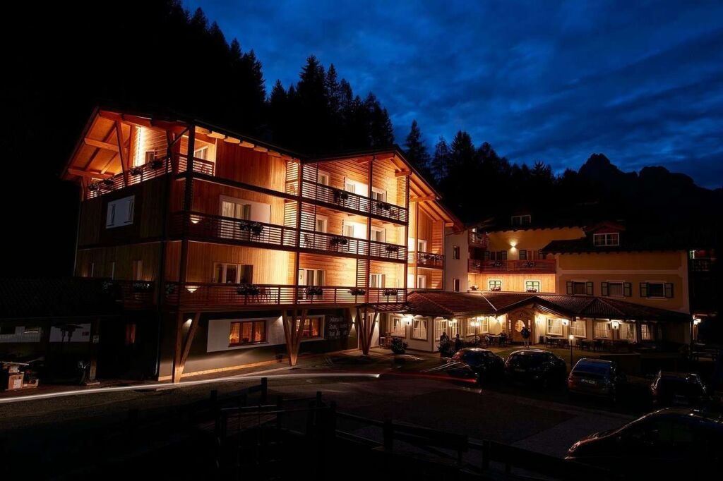 Hotel Valacia 3*