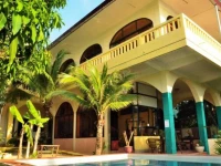Kukuluku Beach club 
