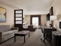 Days Inn Saskatoon 5*