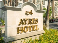 Ayres Hotel Anaheim 3*