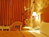 Her Home Spa Motel Daya