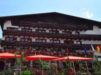 Hotel Basur 3*