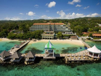 Sandals Grande Riviera Beach & Villa Golf Resort