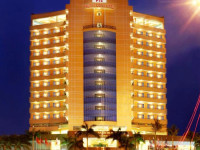 Phuong Dong Hotel Vinh