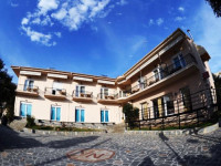 Villa Nickolas