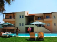 Mythos Beach 2*