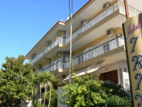 Iris Hotel Nea Kallikratia