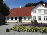 Kvisthoej Bed & Breakfast 2*