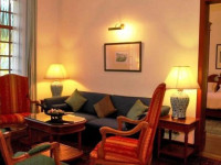 Settha Palace Hotel