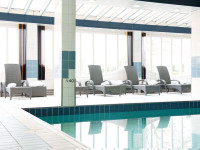 Carlton Oasis Hotel