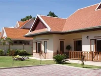 The Chase & Foxlea Villas 5*