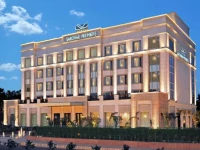 Optus Sarovar Premiere Gurgaon 4*