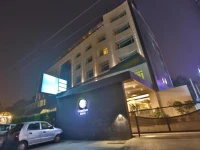 Comfort Inn Lucknow 3*