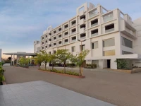 Grand Bhagwati Seasons 3*