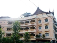 Kharisma Hotel Bukittinggi 2*