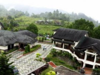 Nuansa Maninjau Resort