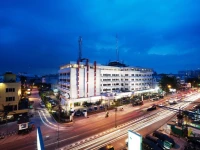 Garuda Plaza Hotel 4*