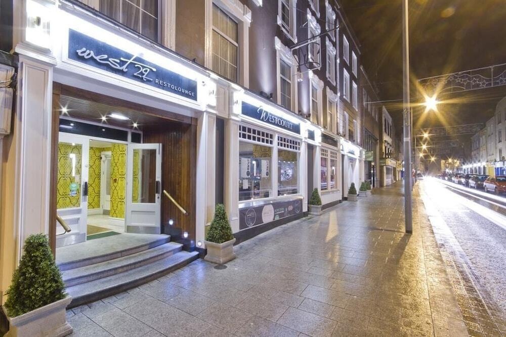 Westcourt Hotel 3*