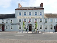 Headfort Arms Hotel 3*