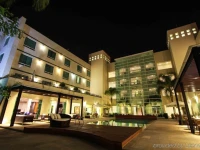Radisson Poliforum Plaza Hotel Leon 3*